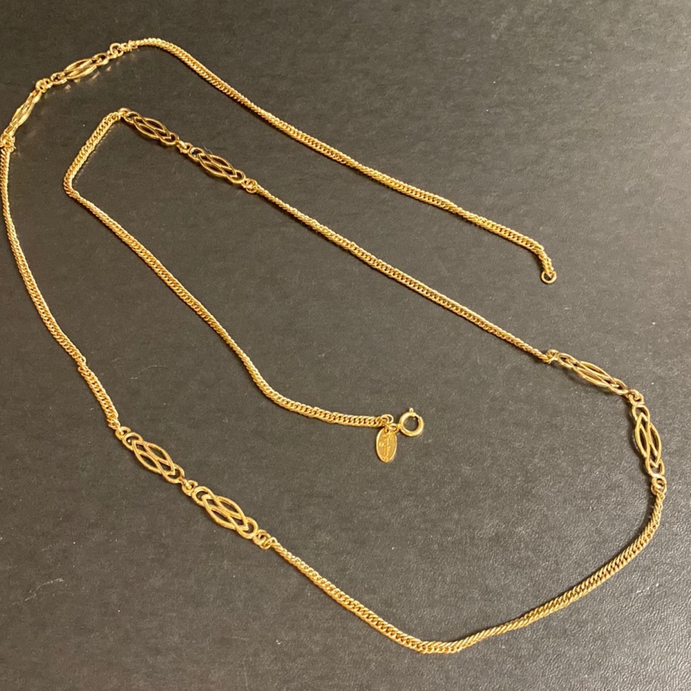 Vintage Signed Vendome Gold-tone Necklace